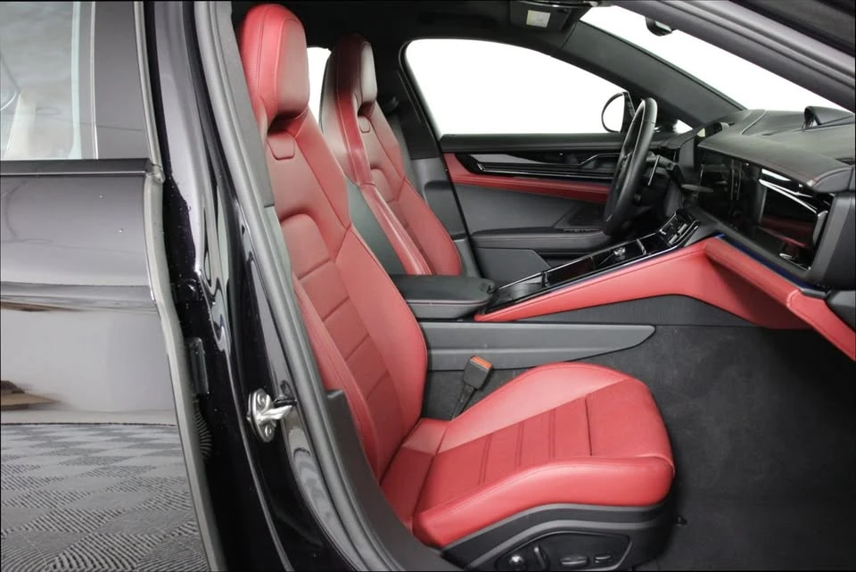 2025 Porsche 976 Panamera - Image 18 of 20
