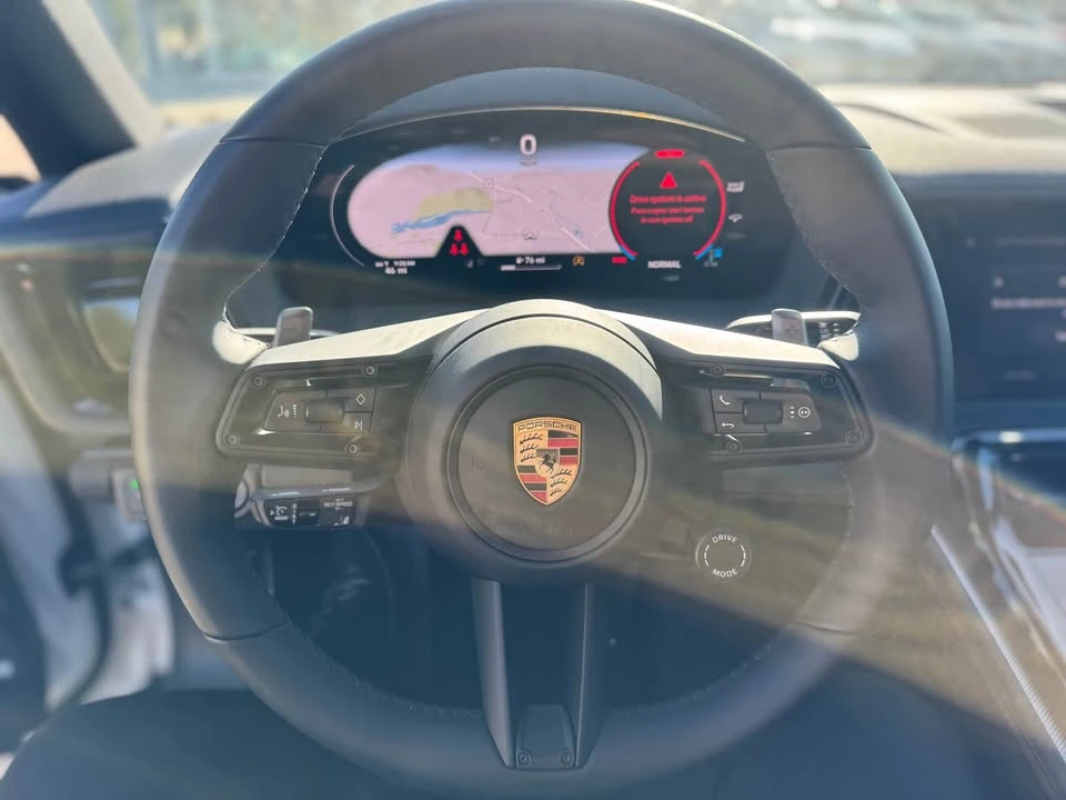 2025 Porsche 976 Panamera - Image 15 of 16