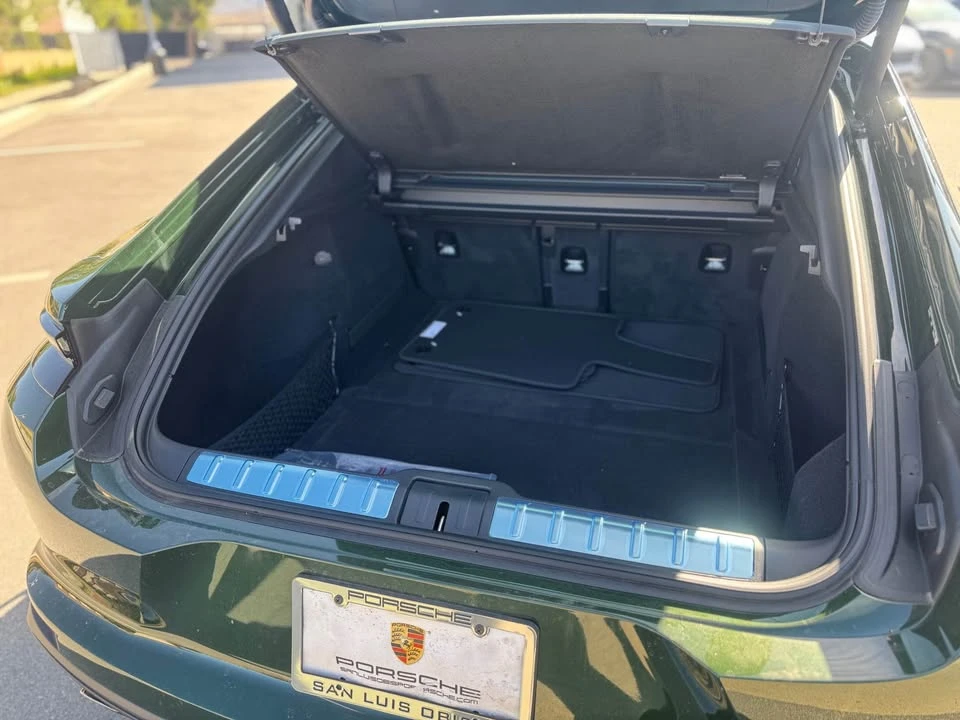 2025 Porsche 976 Panamera - Image 7 of 17