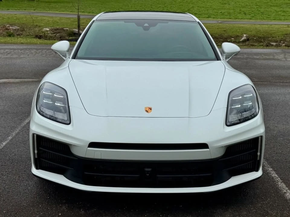 2025 Porsche 976 Panamera - Image 5 of 20