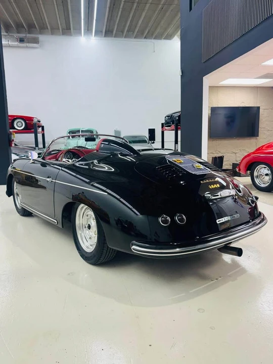 2025 Porsche Speedster - Image 4 of 15