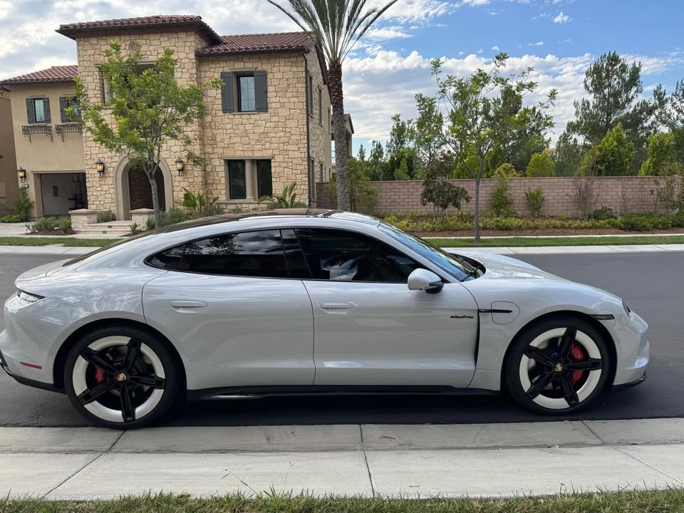 2025 Porsche Taycan GTS - Image 6 of 17