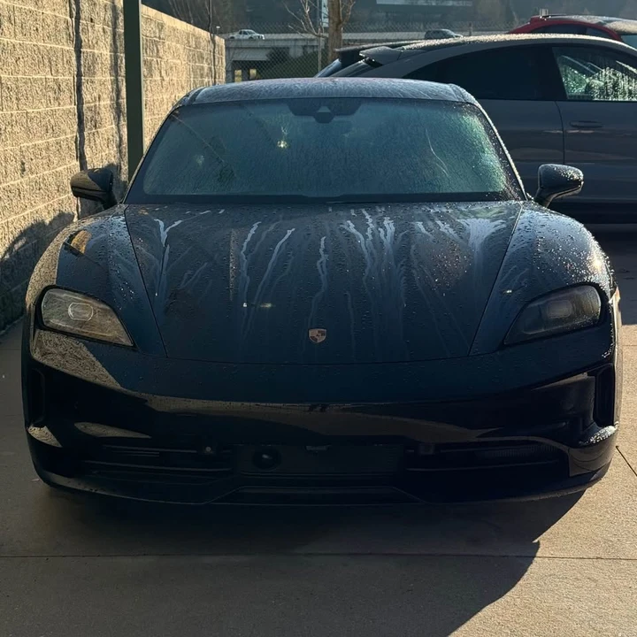 2025 Porsche Taycan - Image 4 of 10