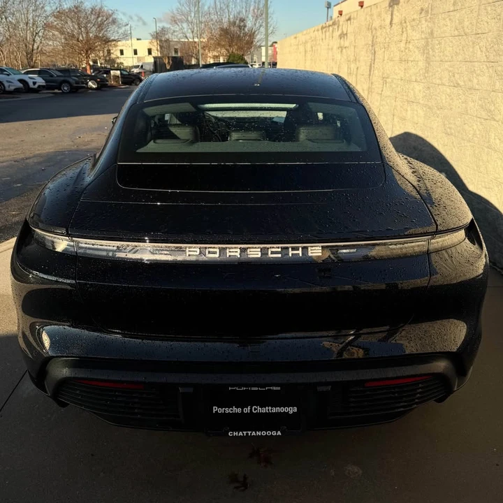 2025 Porsche Taycan - Image 3 of 10