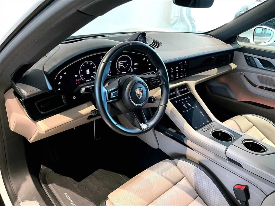 2025 Porsche Taycan - Image 4 of 20