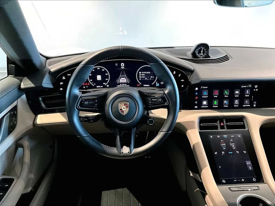 2025 Porsche Taycan - Image 13 of 20