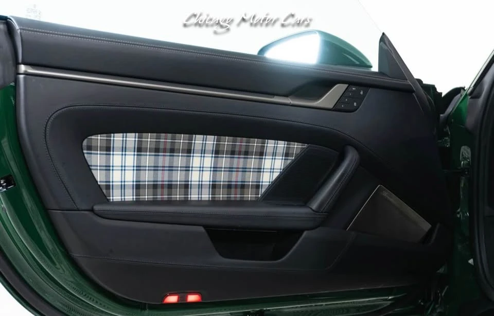 2025 Porsche 992 Turbo - Image 12 of 14