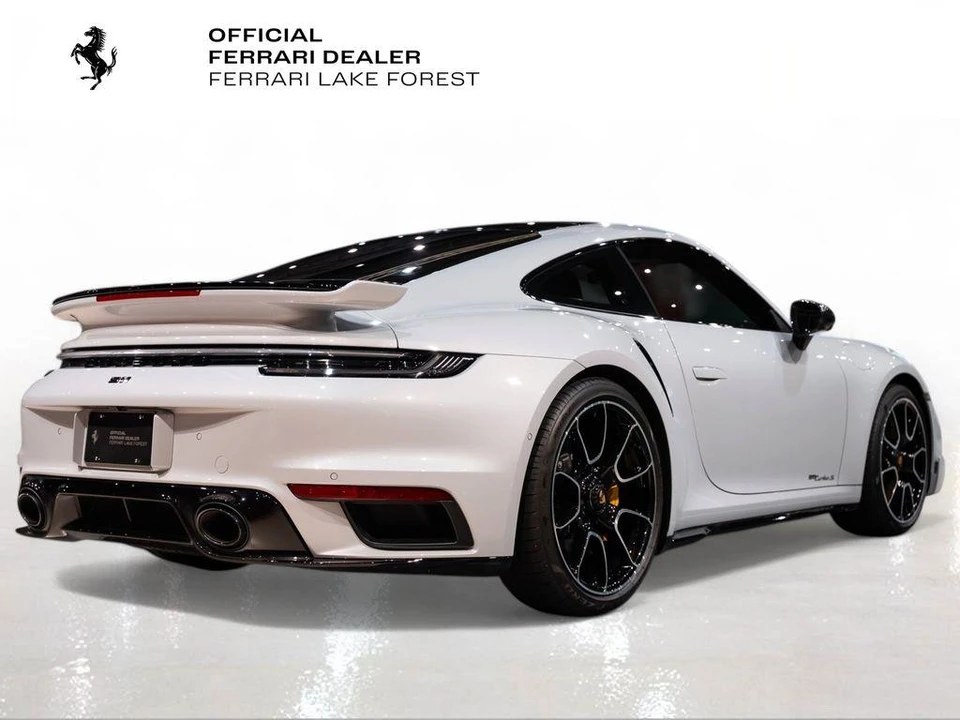 2025 Porsche 992 Turbo - Image 10 of 31