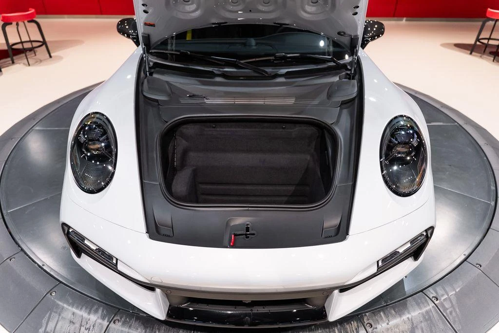 2025 Porsche 992 Turbo - Image 21 of 31
