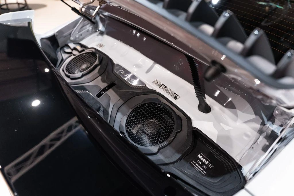 2025 Porsche 992 Turbo - Image 26 of 31