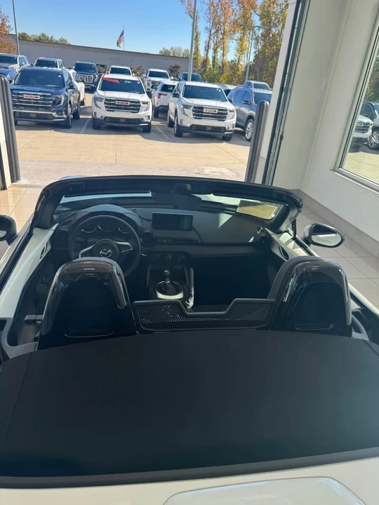2025 Mazda ND MX-5 Miata - Image 7 of 7