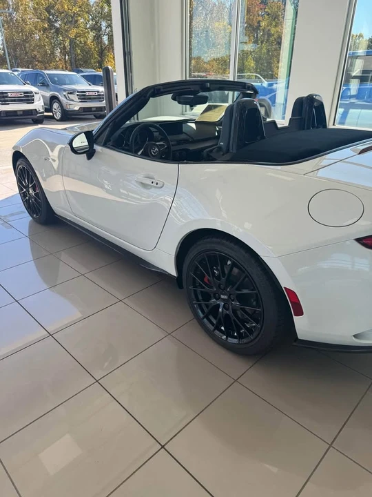 2025 Mazda ND MX-5 Miata - Image 2 of 7