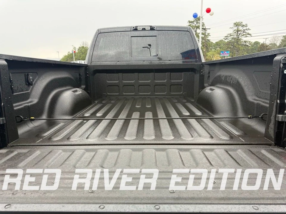 2025 Ram 2500 - Image 13 of 21