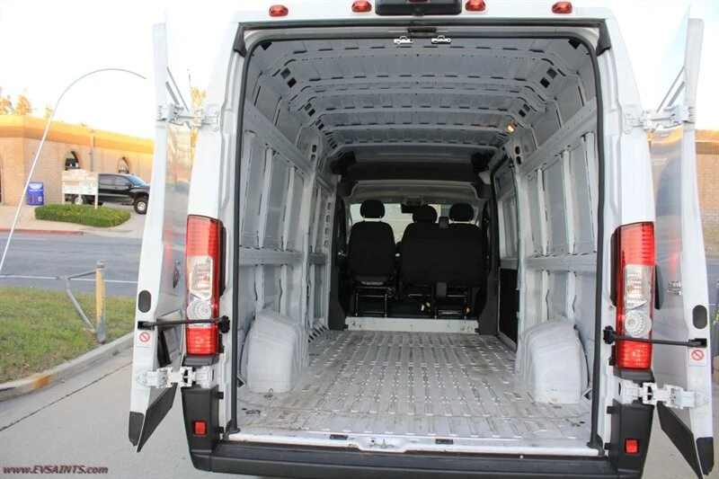 2025 Ram ProMaster - Image 6 of 19