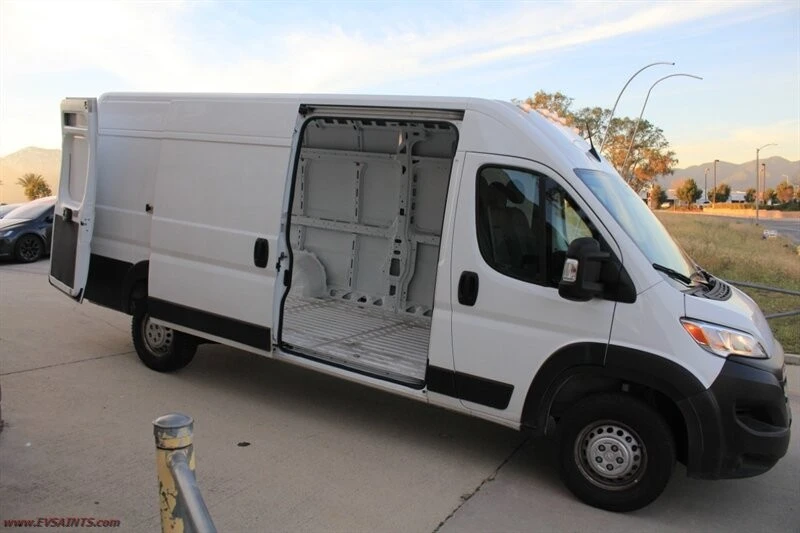 2025 Ram ProMaster - Image 9 of 19
