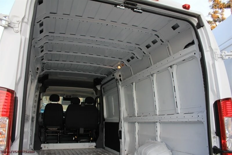 2025 Ram ProMaster - Image 7 of 19