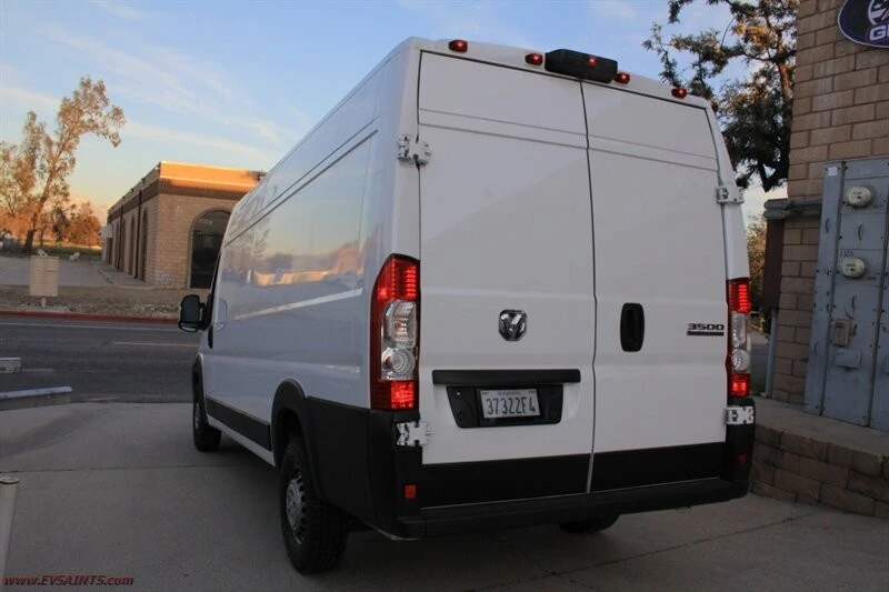 2025 Ram ProMaster - Image 5 of 19