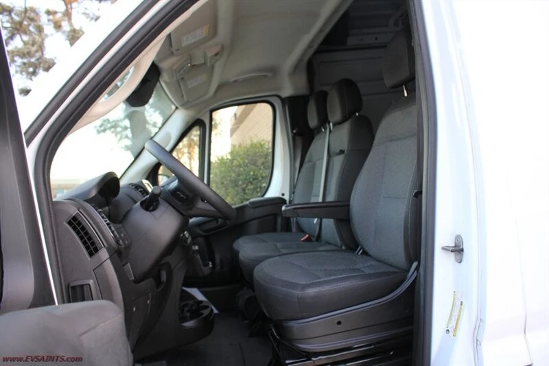 2025 Ram ProMaster - Image 15 of 19