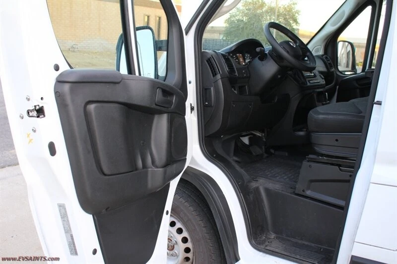 2025 Ram ProMaster - Image 14 of 19