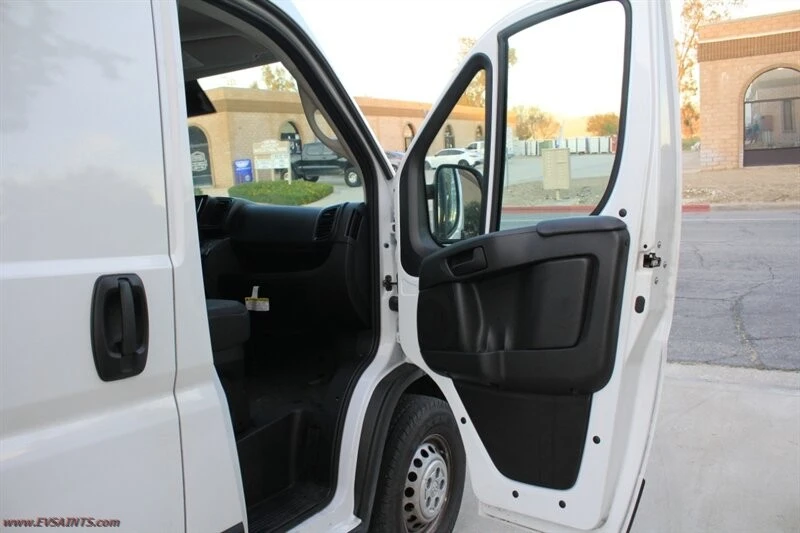 2025 Ram ProMaster - Image 13 of 19