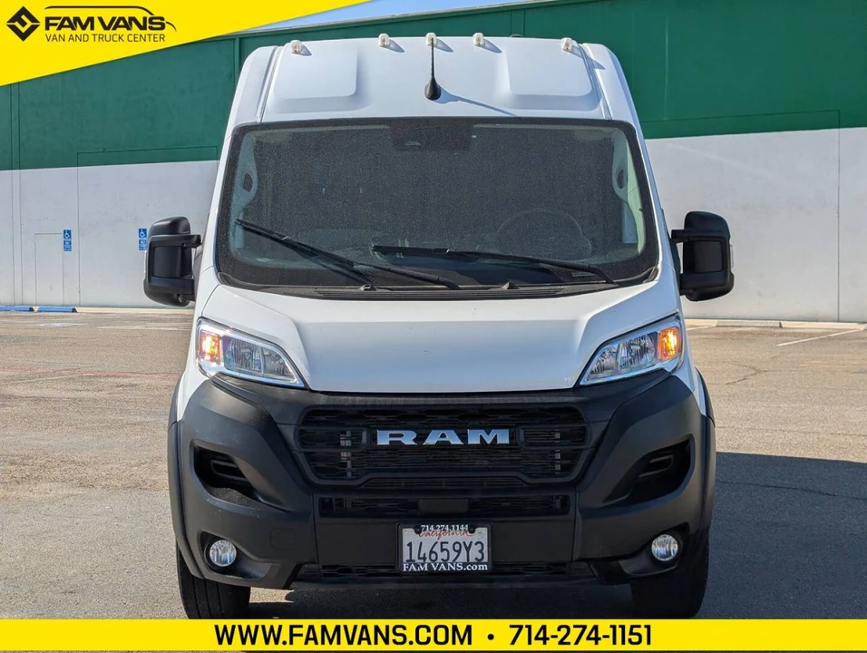 2025 Ram ProMaster - Image 3 of 12