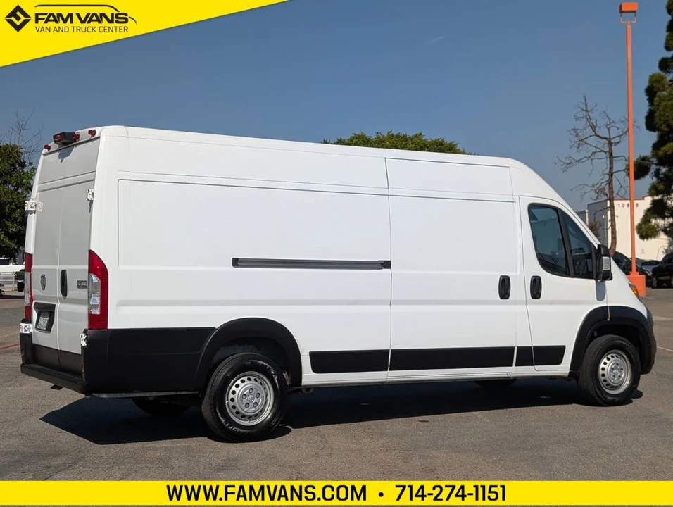 2025 Ram ProMaster - Image 2 of 12