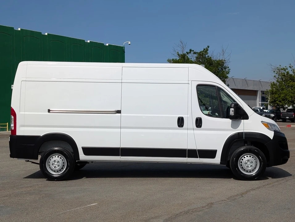 2025 Ram ProMaster - Image 9 of 12