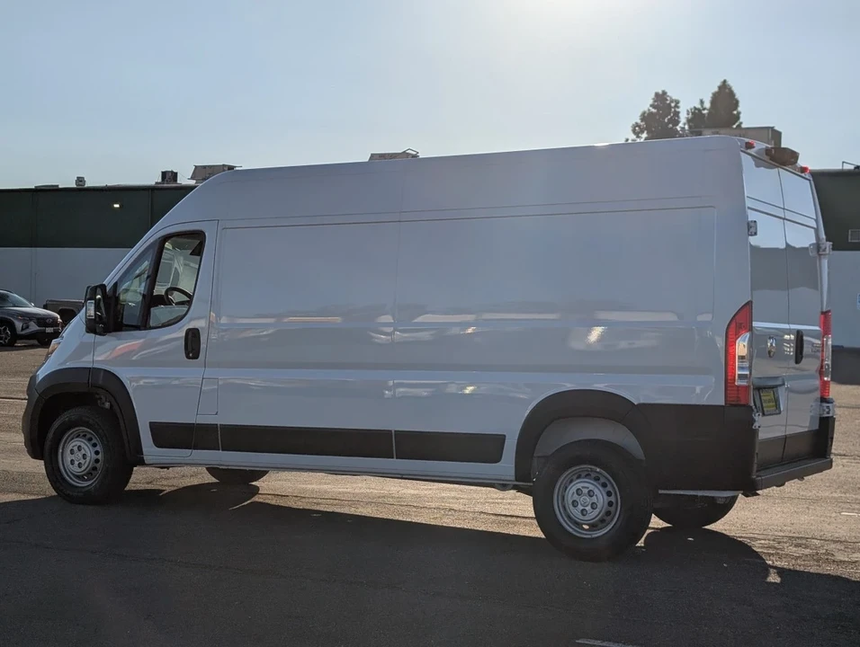 2025 Ram ProMaster - Image 5 of 12
