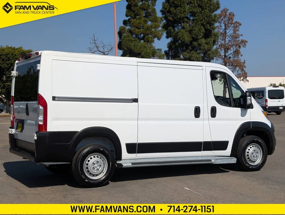 2025 Ram ProMaster - Image 2 of 12