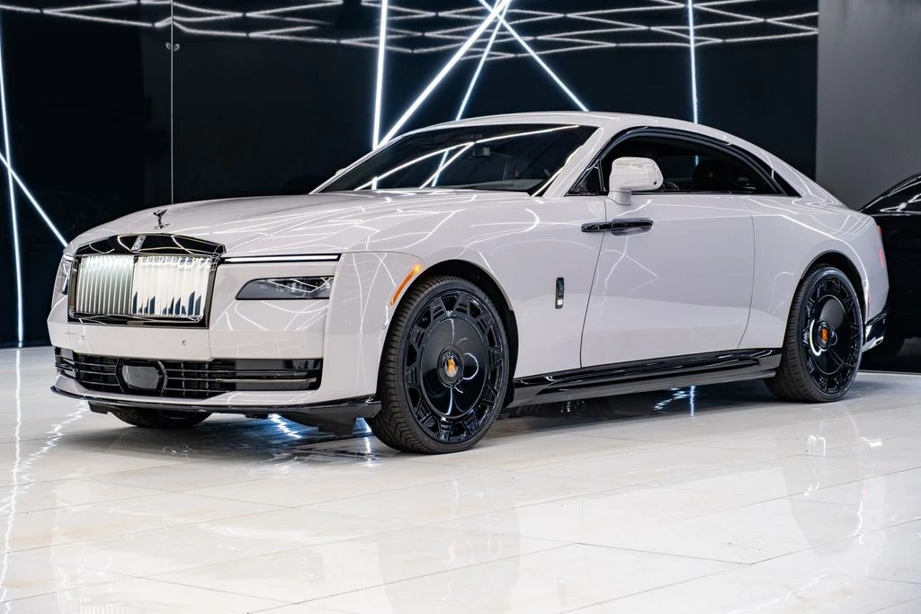 2025 Rolls-Royce Spectre - Image 2 of 31