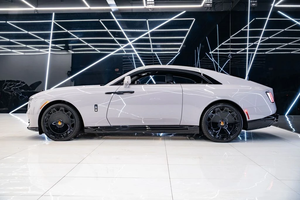 2025 Rolls-Royce Spectre - Image 21 of 31