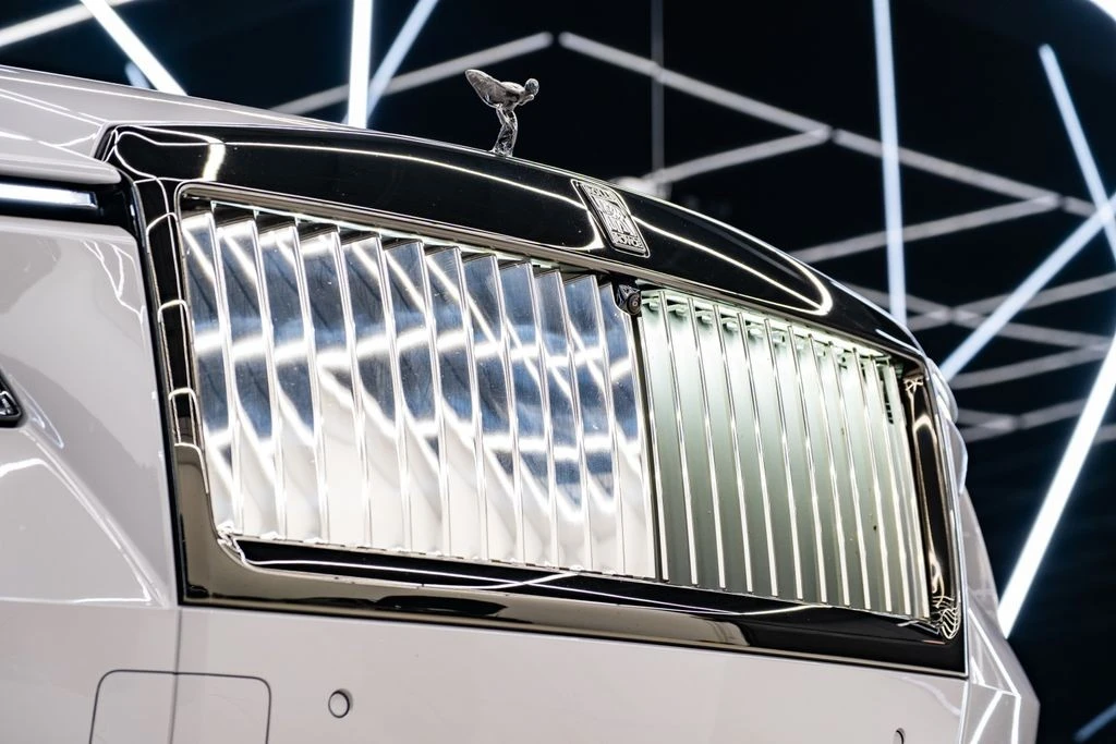 2025 Rolls-Royce Spectre - Image 8 of 31
