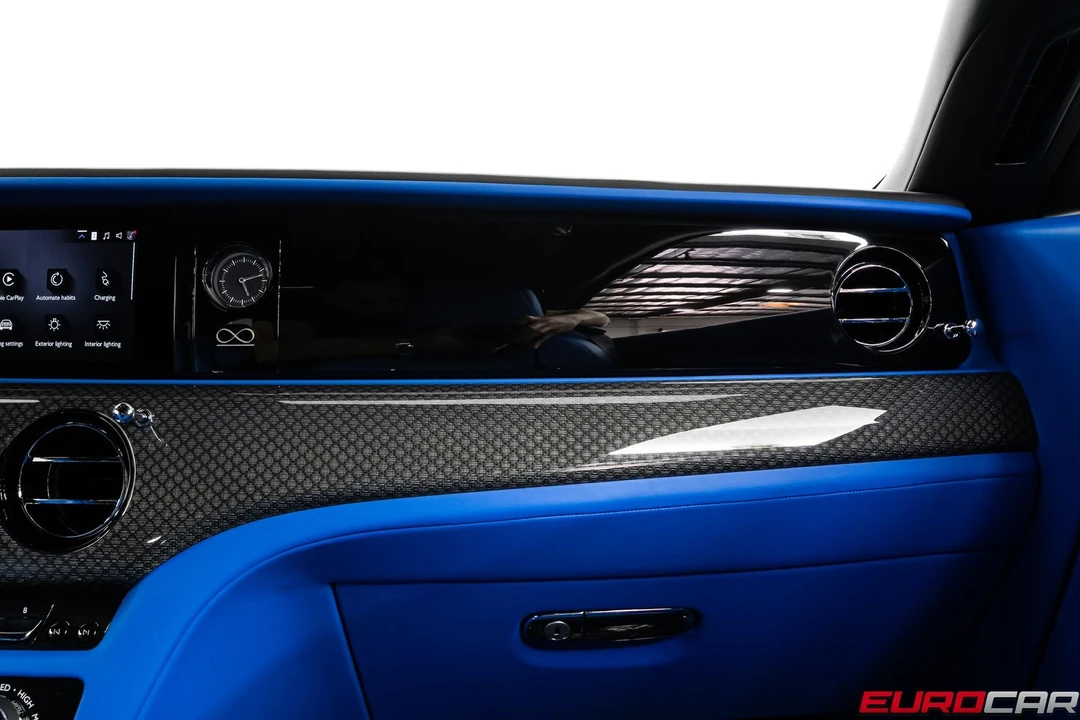 2025 Rolls-Royce Spectre - Image 29 of 31