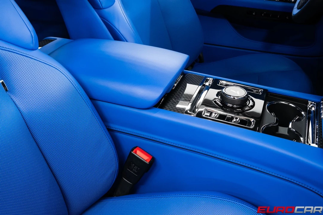 2025 Rolls-Royce Spectre - Image 30 of 31
