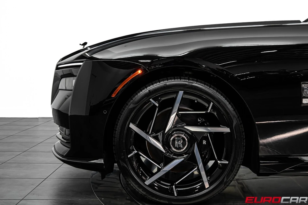 2025 Rolls-Royce Spectre - Image 12 of 31