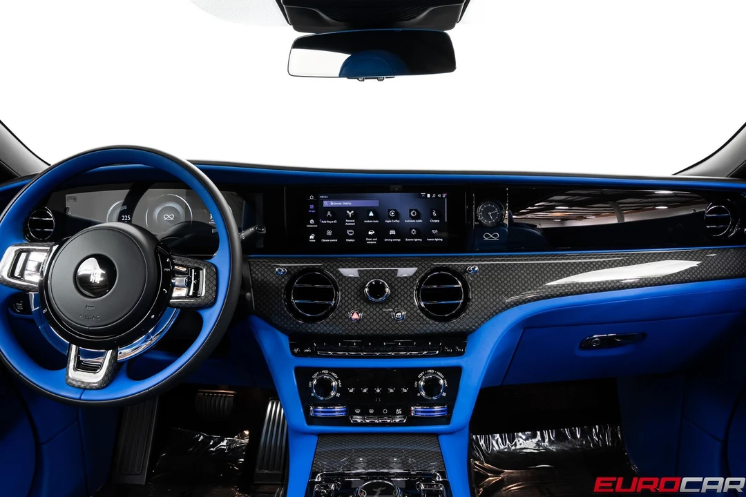 2025 Rolls-Royce Spectre - Image 23 of 31