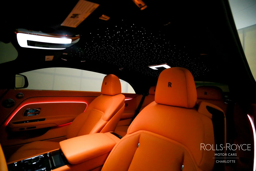 2025 Rolls-Royce Spectre - Image 30 of 31