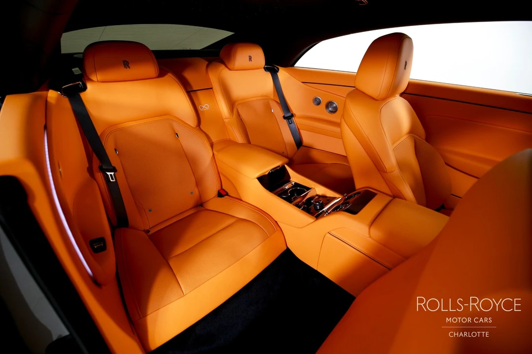 2025 Rolls-Royce Spectre - Image 27 of 31