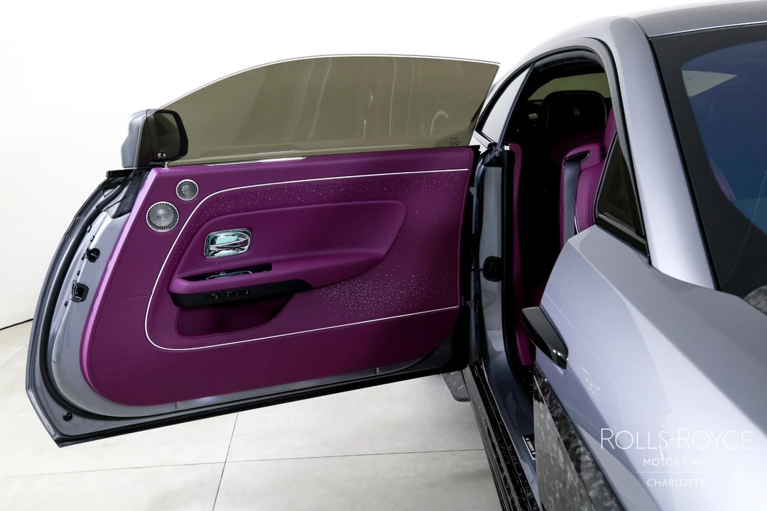 2025 Rolls-Royce Spectre - Image 22 of 31