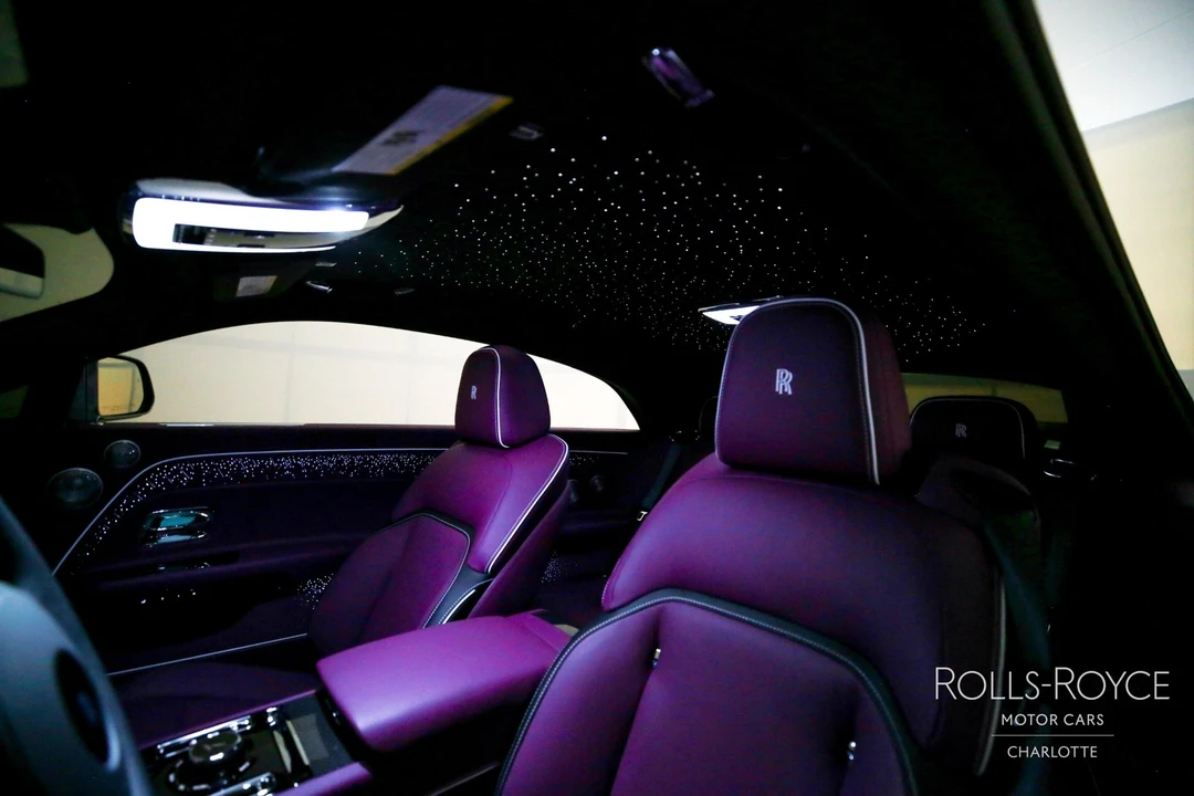2025 Rolls-Royce Spectre - Image 30 of 31
