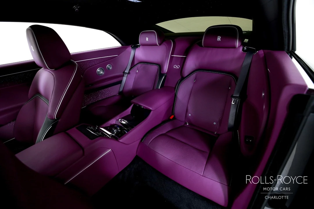 2025 Rolls-Royce Spectre - Image 17 of 31