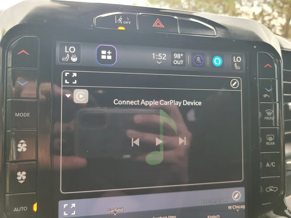 2025 Ram 1500 2nd Gen - Image 18 of 27