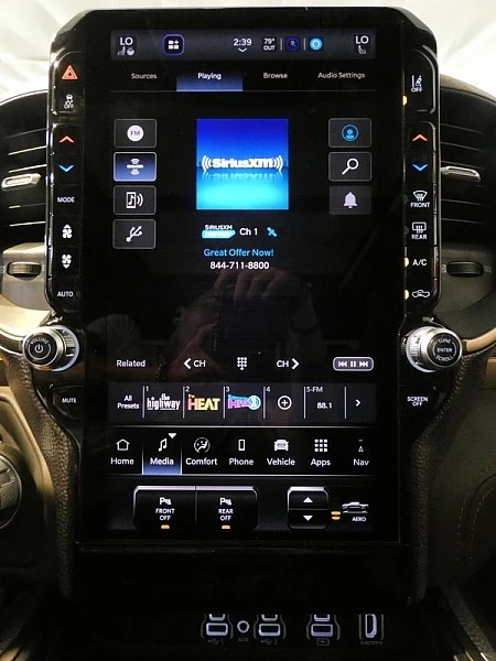 2025 Ram 1500 2nd Gen - Image 13 of 21