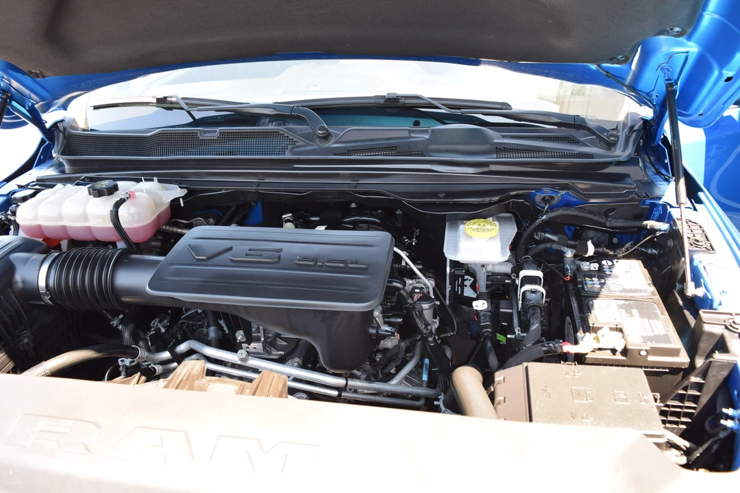 2025 Ram 1500 2nd Gen - Image 12 of 19