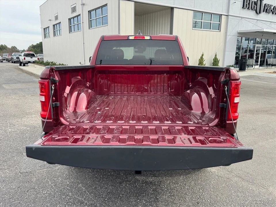 2025 Ram 1500 2nd Gen - Image 9 of 18