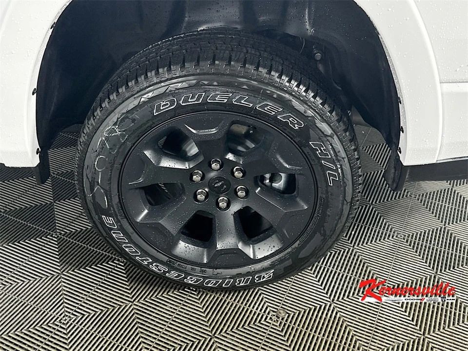 2025 Ram 1500 2nd Gen - Image 17 of 21