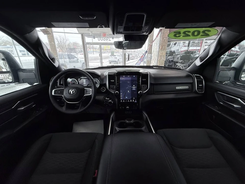 2025 Ram 1500 2nd Gen - Image 25 of 31
