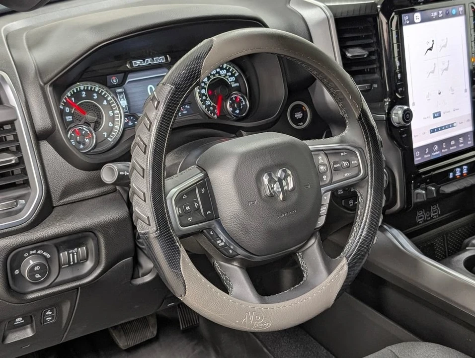 2025 Ram 1500 2nd Gen - Image 12 of 31