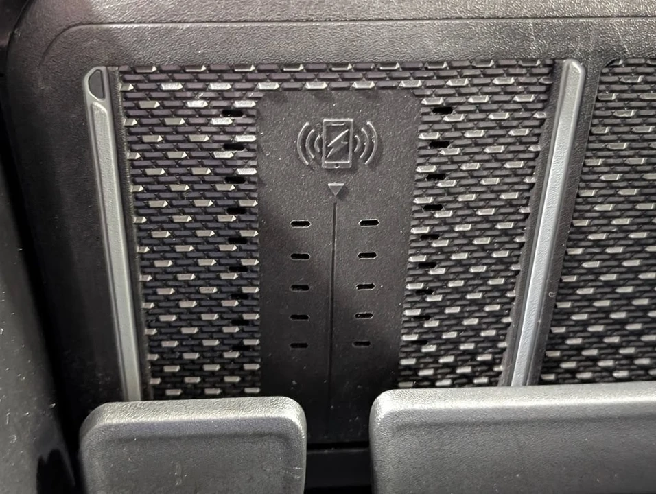 2025 Ram 1500 2nd Gen - Image 9 of 31