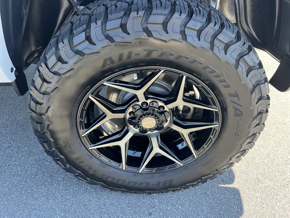 2025 Ram 1500 2nd Gen - Image 13 of 31